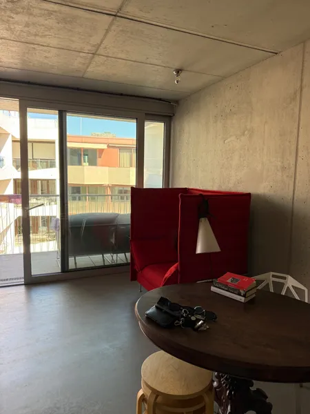 Design Studio-Apartment mit Balkon im LAIKA am Tacheles — photo 1